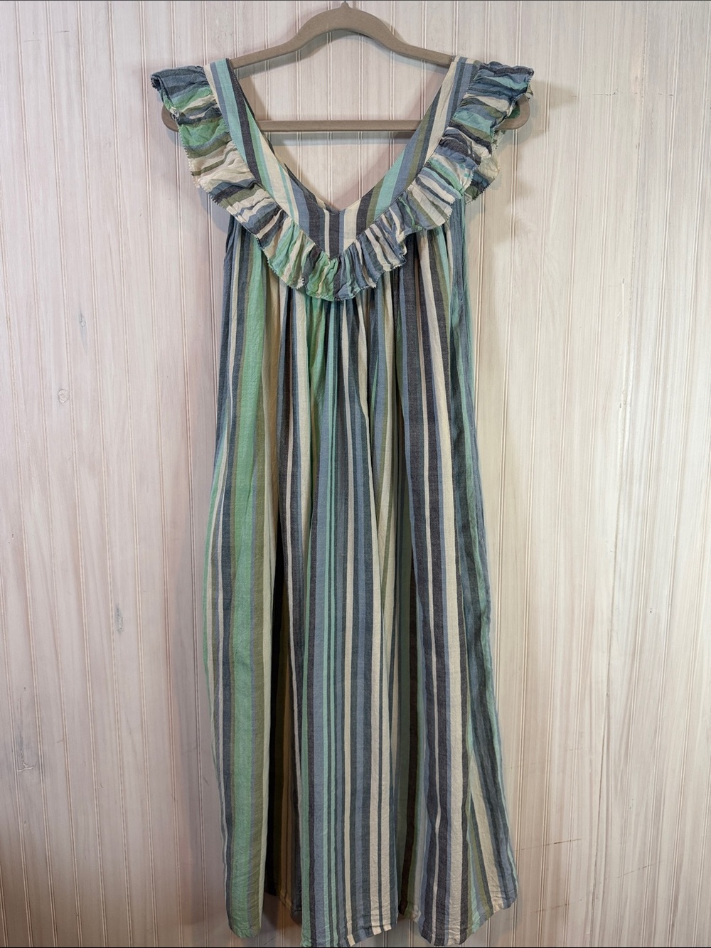 MATTA STRIPED RUFFLE V NECK DRESS SMALL